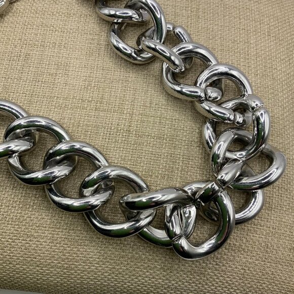 Chico's Chunky Light Weight Silver Tone Chain Necklace - Picture 1 of 6